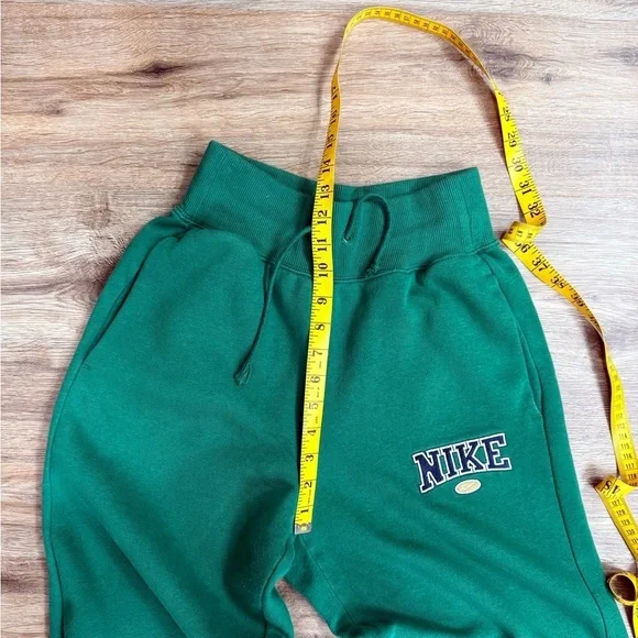 Nike green retro wide leg sweat pants Sz XS - Picture 9 of 9